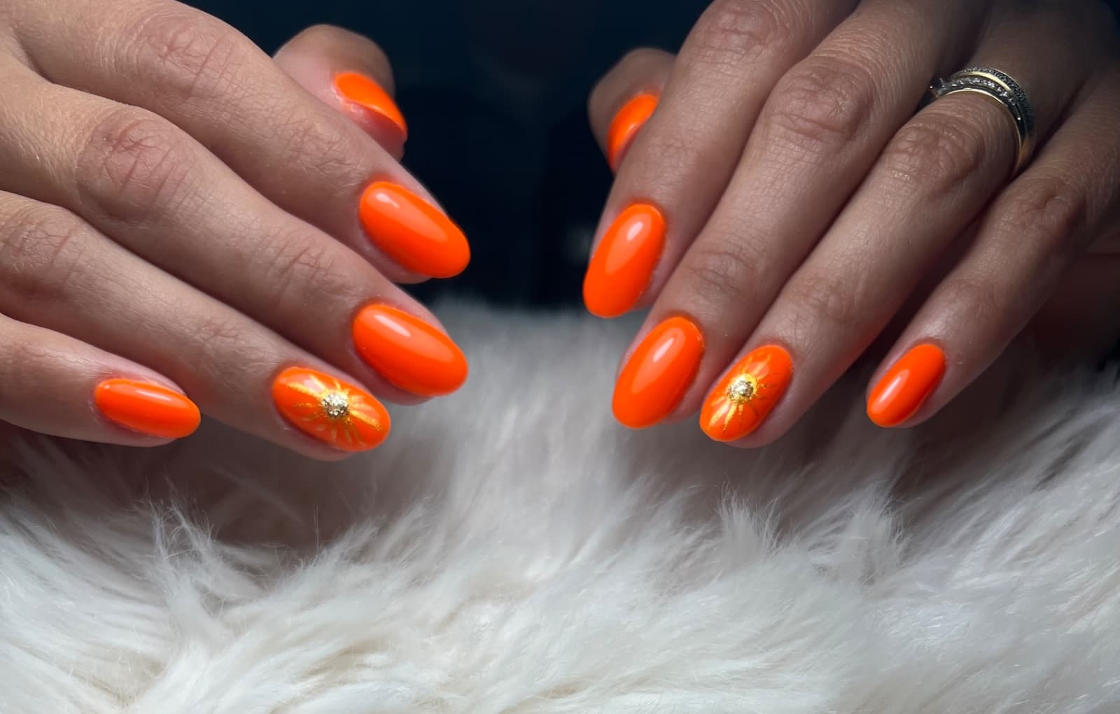 Réalisation en onglerie — L'atelier Harmo'nails, Parempuyre